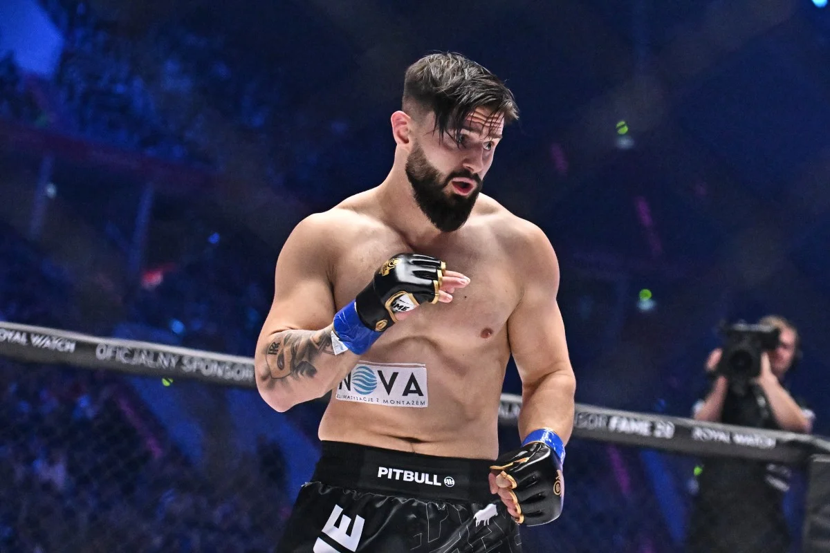 Zawodnik Amadeusz Roslik