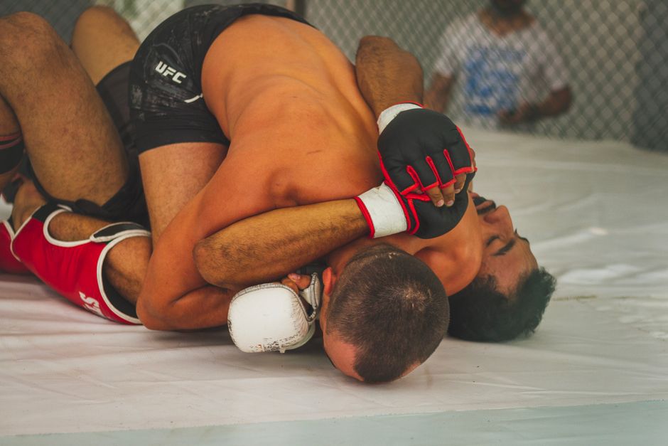 Najczęstsze kontuzje w MMA i jak ich unikać?